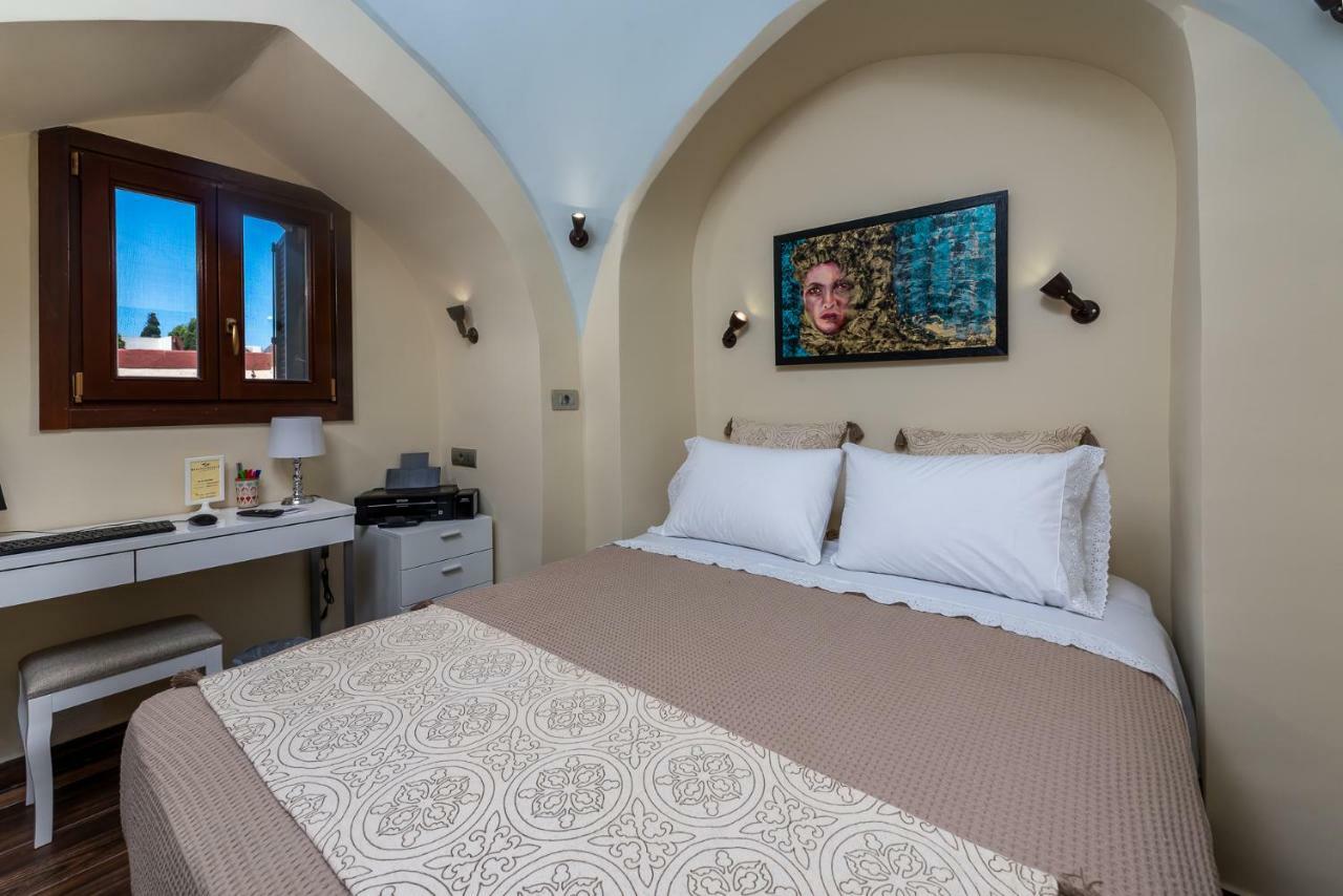 Bibliotheque Apartment Rhodes City ภายนอก รูปภาพ