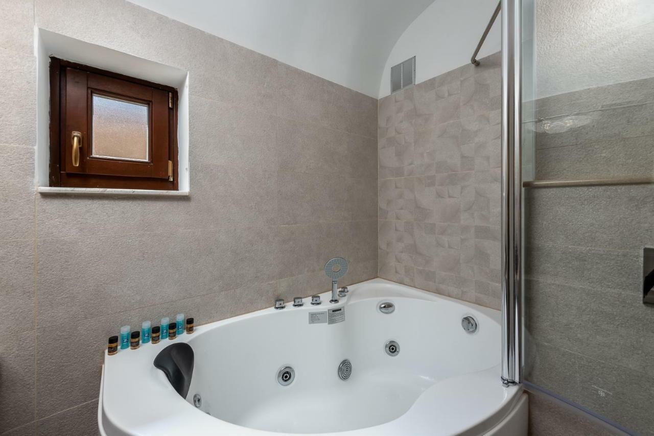 Bibliotheque Apartment Rhodes City ภายนอก รูปภาพ